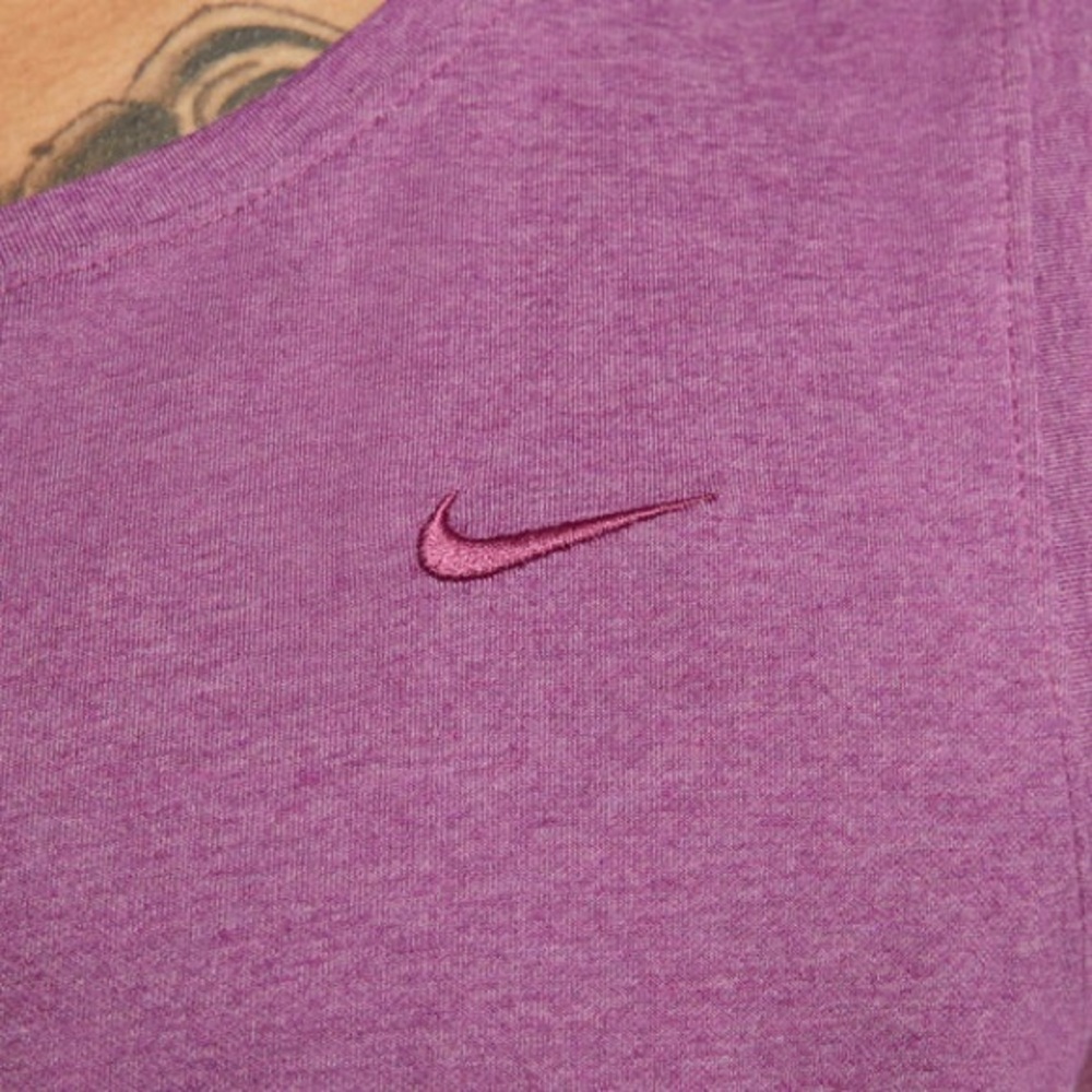 NWT Nike Primary Men's Dri-FIT Versatile Tank. - Picture 3 of 5